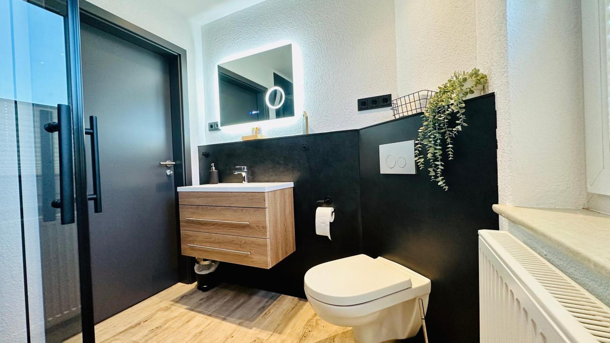 B&W Apartments Morschen Екстериор снимка
