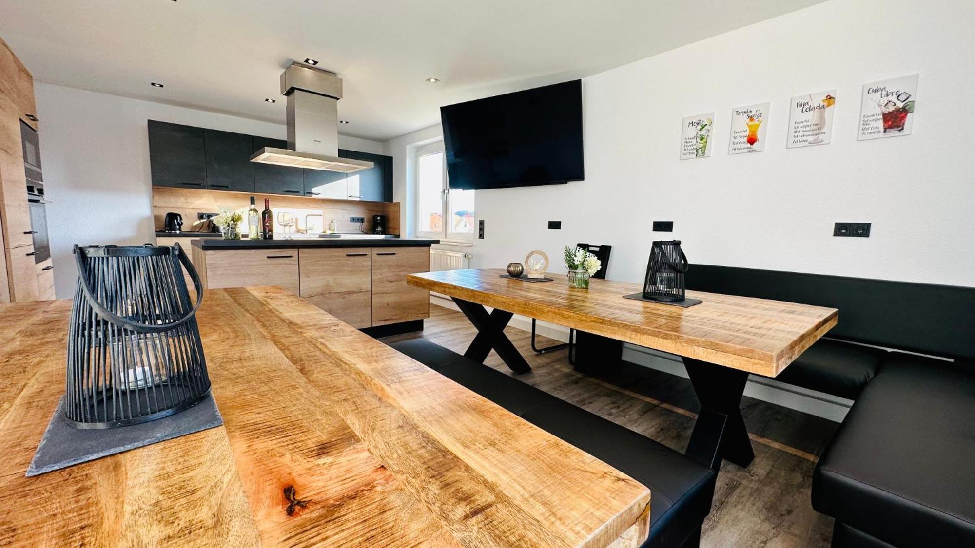 B&W Apartments Morschen Екстериор снимка